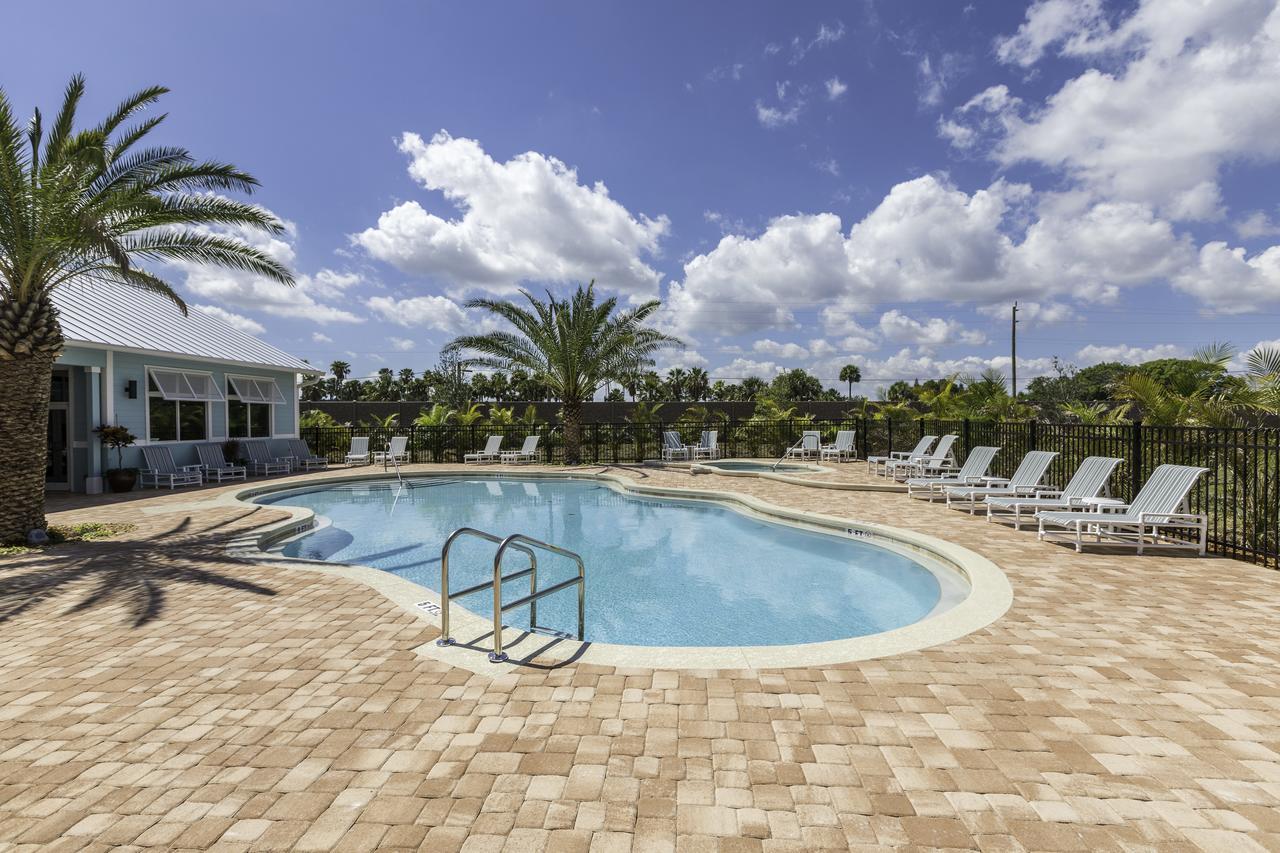Cape Crossing Resort & Marina Merritt Island Exterior foto