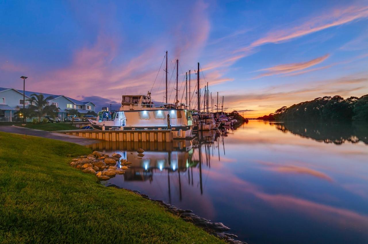 Cape Crossing Resort & Marina Merritt Island Exterior foto